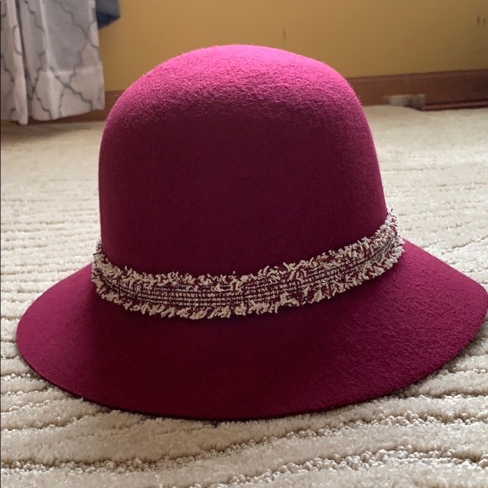 Wool Felt Raw-Cut Hat